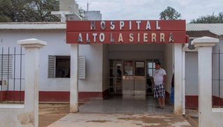Los baños del hospital de Alto La Sierra llevan un año sin agua