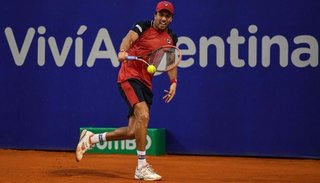 Berlocq sorprendió a Ferrer, uno de la favoritos, y se instaló en cuartos de final