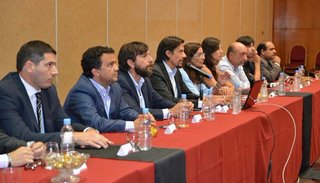Condicionan el aumento a estatales por recortes de fondos de la Nación