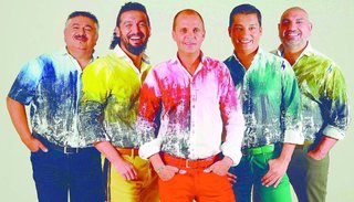 Carnaval de Los Tekis: la misma fiesta, pero con marco color verde
