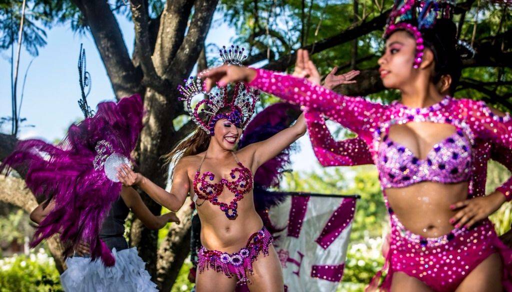 Terra Ibiza pone música y danza en los corsos salteños - El Tribuno.com.ar