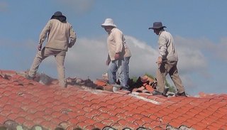 Mantenimiento de escuelas de El Carmen