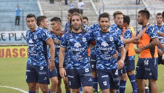 Gimnasia dio recién el primer paso