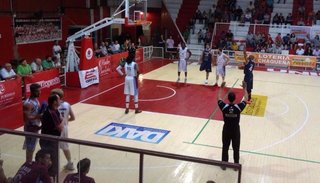 Villa Ángela cortó la racha positiva de Salta Basket al ganar 94-68
