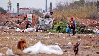 Para no ser pobre se necesitan 14 mil pesos