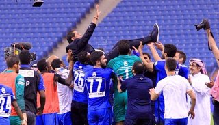Ramón Díaz fue campeón en Asia y chicaneó a Boca