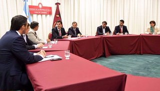 Urtubey se reunió con dirigentes de la UCR