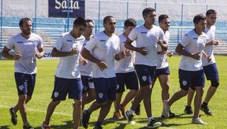 Gimnasia y Tiro vuela con la ilusión como único equipaje