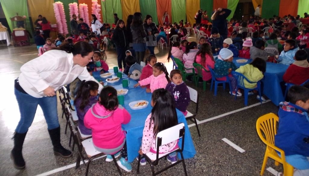 Más de 400 chicos participaron de una fiesta infantil en La Merced - El Tribuno.com.ar