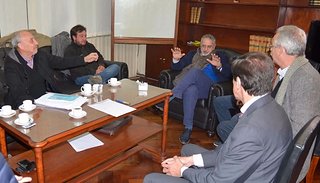 Apuap se reunió con ministros