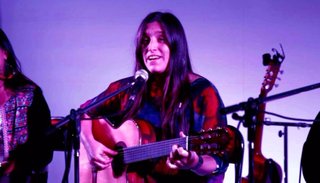 Multiespacio “Arpías” abre con Dafne Usorach