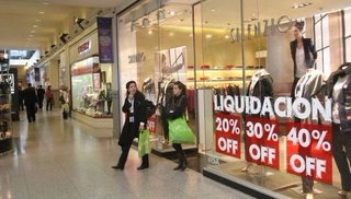 Bancos y shoppings recortan promociones y las limitan a las fechas especiales