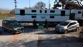 Gendarmería Nacional secuestró más de 20 kilos de cocaína en Orán