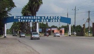 Robaron 100 mil pesos de una farmacia la noche del partido